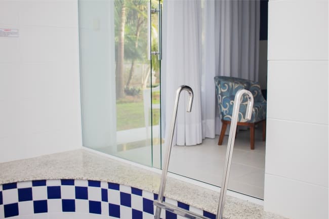 luxo com mini piscina mini 2025